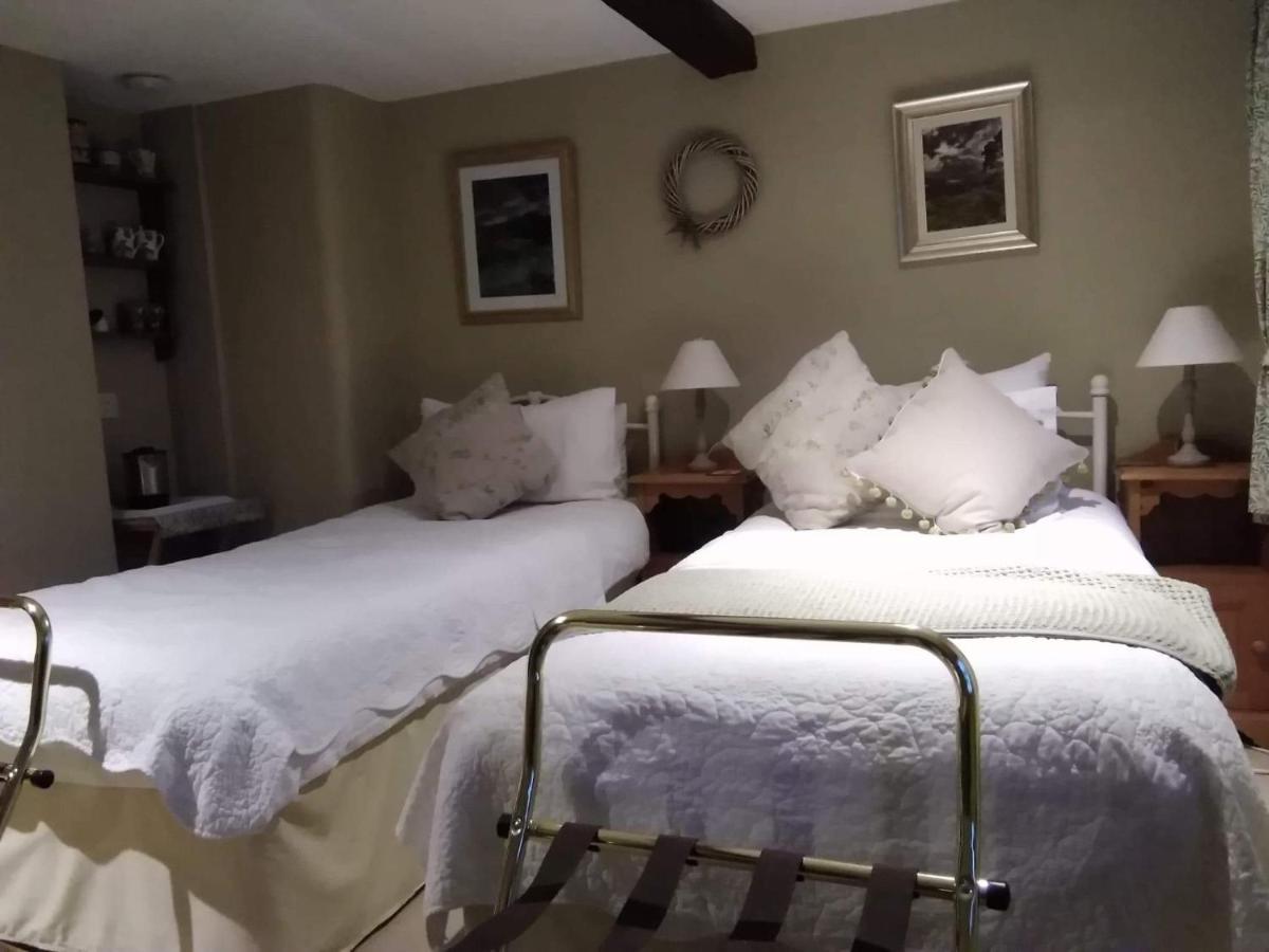 Bollam Cottage Bed And Breakfast เคิร์กบีสตีเฟน ภายนอก รูปภาพ