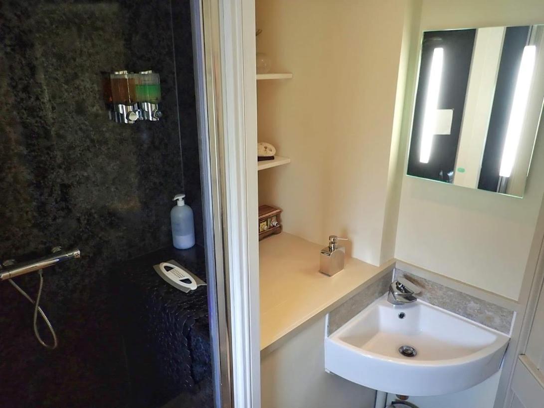 Bollam Cottage Bed And Breakfast เคิร์กบีสตีเฟน ภายนอก รูปภาพ